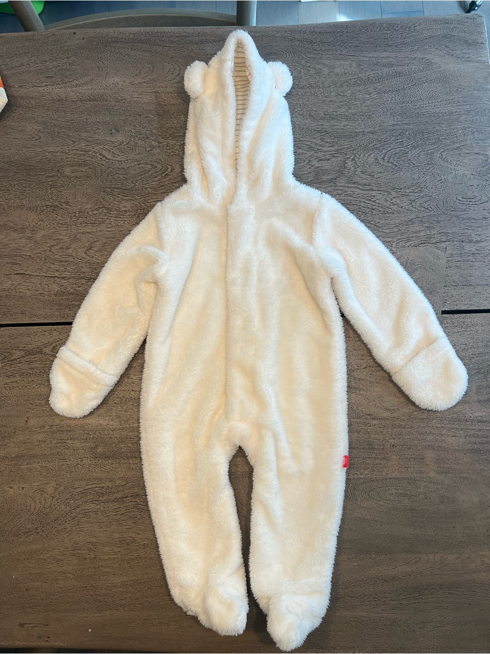Magnetic Me Footie Furry  Bear Magnetic Buttons 3/6 months 12-16 lbs